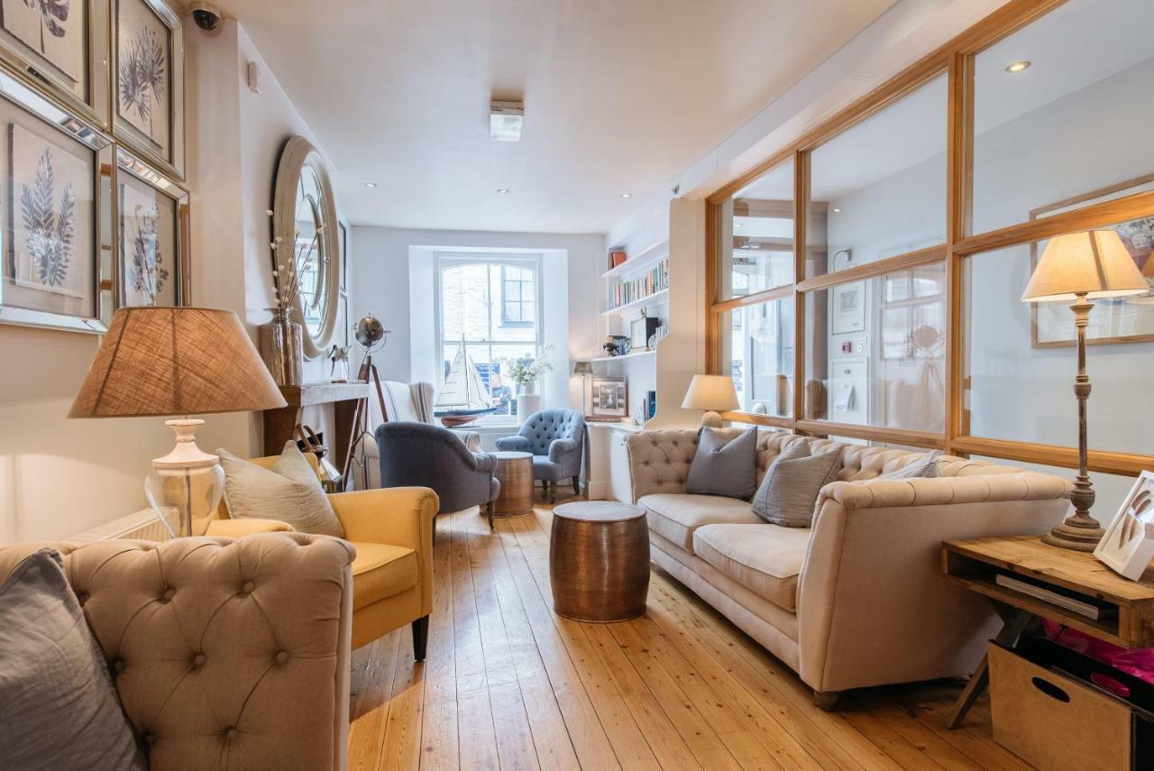 The Old Quay House Hotel Фоуї Екстер'єр фото